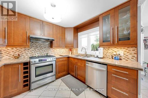 70 Lime Drive, Vaughan, ON - Indoor Photo Showing Kitchen With Double Sink