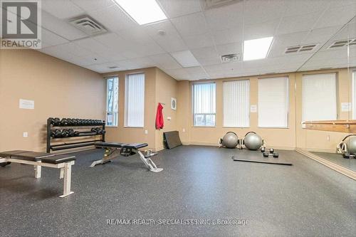 810 - 4879 Kimbermount Avenue, Mississauga, ON - Indoor Photo Showing Gym Room