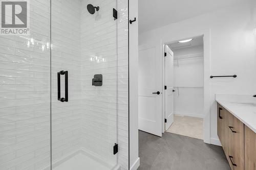 305 Arrowleaf Rise, Coldstream, BC - Indoor Photo Showing Bathroom