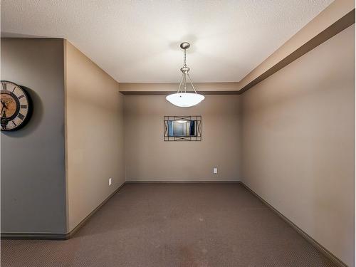 106 - 4874 Stanley Street, Radium Hot Springs, BC - Indoor Photo Showing Other Room
