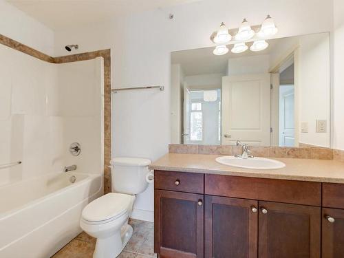210-2611 Stillwater Way, Lake Country, BC - Indoor Photo Showing Bathroom