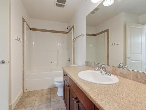 210-2611 Stillwater Way, Lake Country, BC - Indoor Photo Showing Bathroom