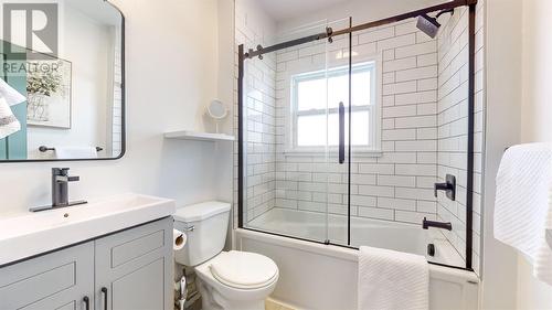 22 Bannerman Street, St.John'S, NL - Indoor Photo Showing Bathroom