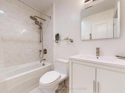 56 Crimson Millway, Toronto, ON - Indoor Photo Showing Bathroom