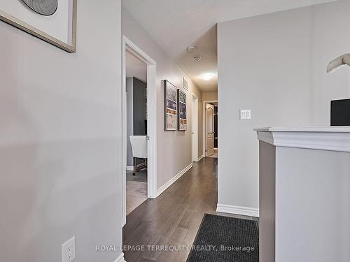 14 Westfield Dr, Whitby, ON - Indoor Photo Showing Other Room