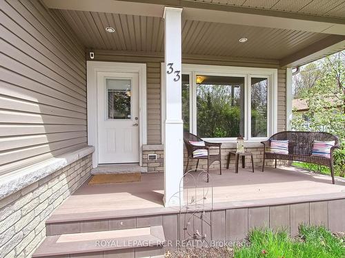 33 Oak Ave, East Gwillimbury, ON - Outdoor With Deck Patio Veranda With Exterior