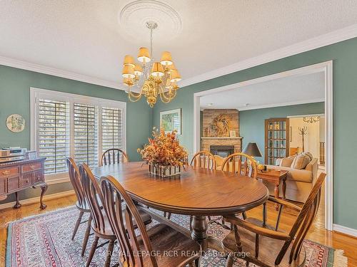 5 William Linton Tr, Whitchurch-Stouffville, ON - Indoor Photo Showing Dining Room