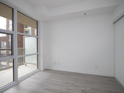 702-1787 St Clair Ave W, Toronto, ON - Indoor Photo Showing Other Room
