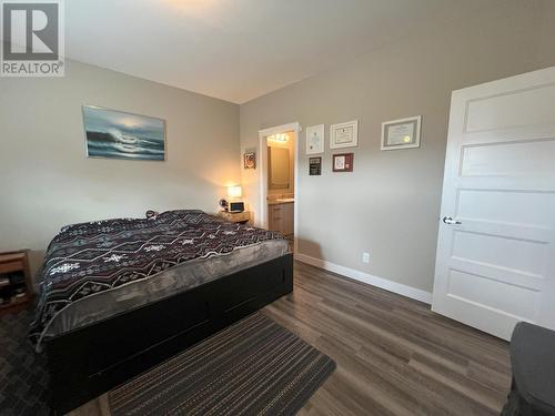 2569 Spring Bank Ave, Merritt, BC - Indoor Photo Showing Bedroom