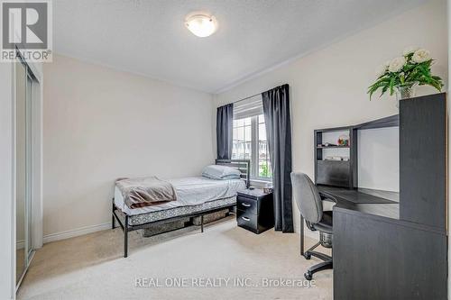 129 Orchardcroft Road, Oakville, ON - Indoor Photo Showing Bedroom