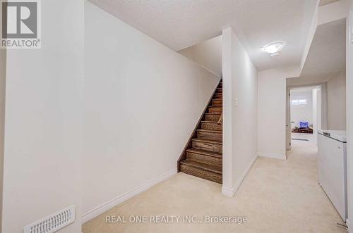 129 Orchardcroft Road, Oakville, ON - Indoor Photo Showing Other Room