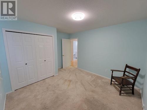 819 10Th Avenue, Keremeos, BC - Indoor Photo Showing Other Room