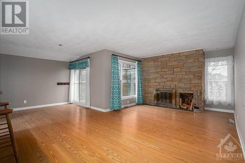 1518 Morisset Avenue, Ottawa, ON - Indoor Photo Showing Living Room With Fireplace