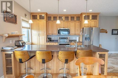 101 2800 Lakeview Drive, Prince Albert, SK - Indoor Photo Showing Kitchen With Double Sink