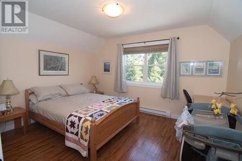 609 Wild Rose Drive, Merritt, BC - Indoor Photo Showing Bedroom
