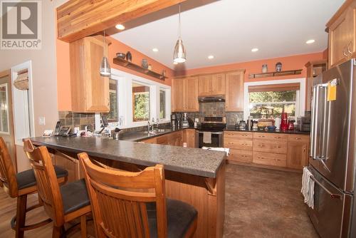 609 Wild Rose Drive, Merritt, BC - Indoor Photo Showing Kitchen With Double Sink