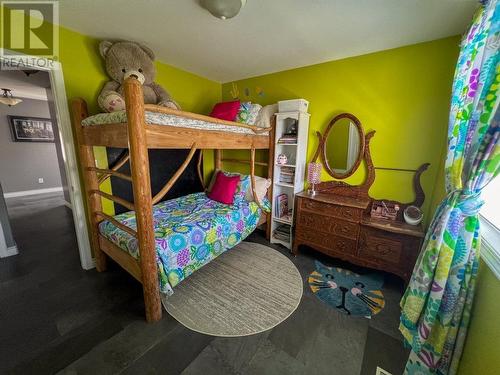 2520 Reid Crt, Merritt, BC - Indoor Photo Showing Bedroom