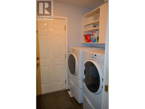 2520 Reid  Court, Merritt, BC - Indoor Photo Showing Laundry Room