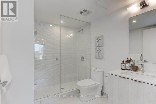 532 - 1 Jarvis Street, Hamilton, ON - Indoor Photo Showing Bathroom