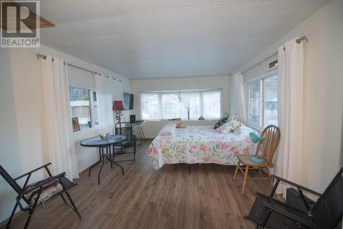 13-1055 Old Cariboo Road, Cache Creek, BC - Indoor Photo Showing Bedroom