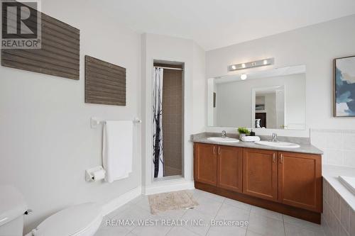 17 John Frank Road, Vaughan, ON - Indoor Photo Showing Bathroom