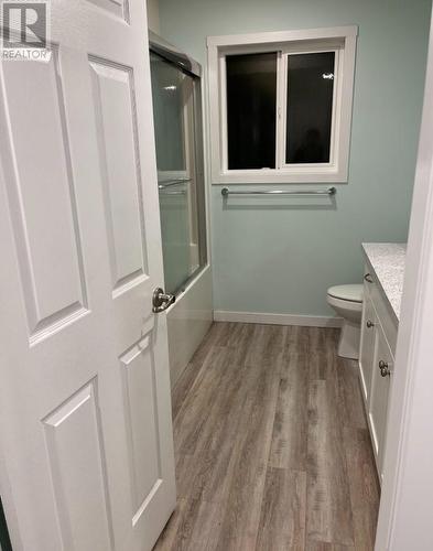 2126 Priest Ave, Merritt, BC - Indoor Photo Showing Bathroom