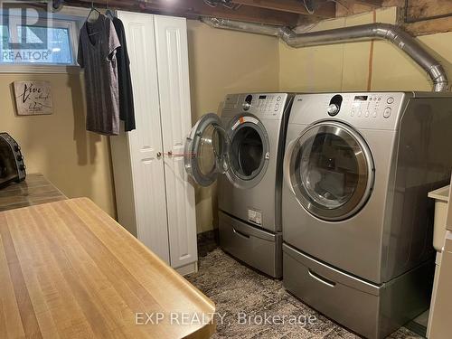 1 Bells Park Road, Wasaga Beach, ON - Indoor Photo Showing Laundry Room