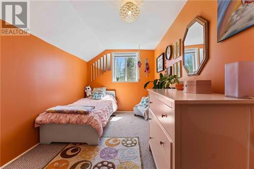 7 River Street, Killaloe, ON - Indoor Photo Showing Bedroom