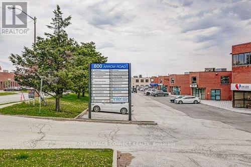 7 - 800 Arrow Road, Toronto (Humbermede), ON 