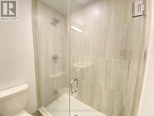 410 - 225 Village Green Square, Toronto, ON - Indoor Photo Showing Bathroom