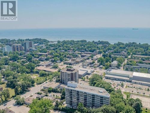 704 - 212 Kerr Street, Oakville, ON - Outdoor With View
