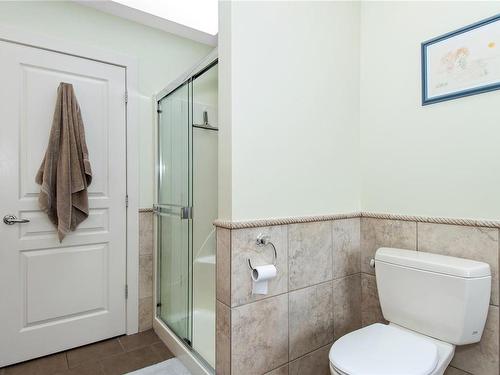 580 Island Hwy, Campbell River, BC - Indoor Photo Showing Bathroom