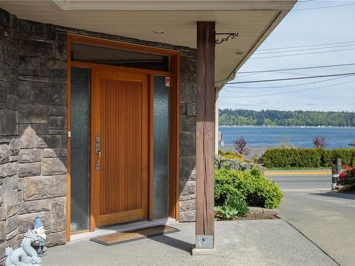580 Island Hwy, Campbell River, BC - Outdoor With Body Of Water