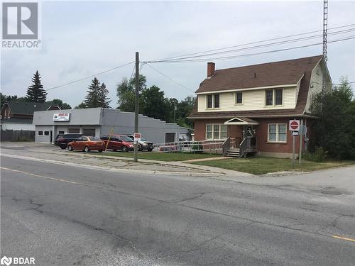 79 King Street E, Omemee, ON 