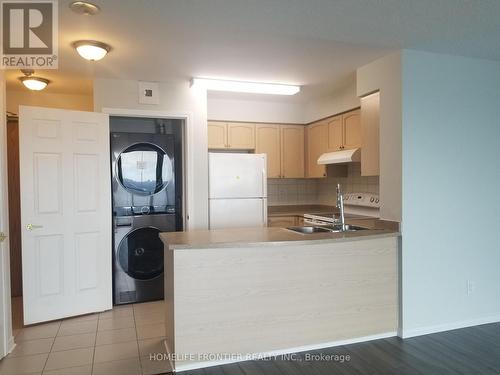 1702 - 5508 Yonge Street, Toronto, ON - Indoor Photo Showing Kitchen With Double Sink