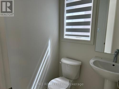 190 Elliot Avenue W, Centre Wellington, ON - Indoor Photo Showing Bathroom