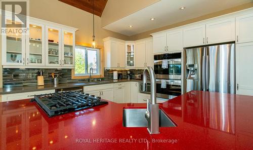 15 Lake Street, Kearney, ON - Indoor Photo Showing Kitchen With Stainless Steel Kitchen