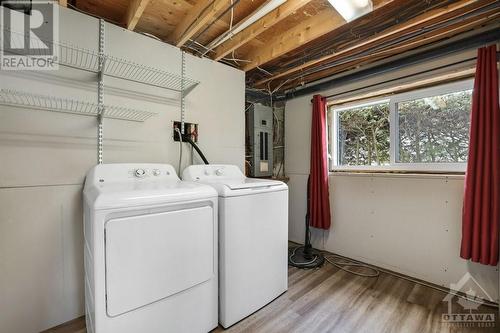 1183 Burns Drive, Pembroke, ON - Indoor Photo Showing Laundry Room