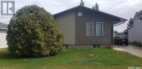 2004 5Th Street, Rosthern, SK - Outdoor