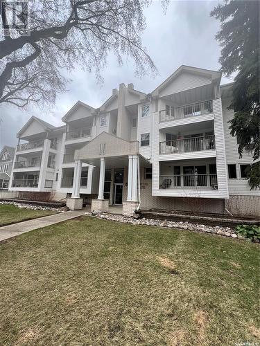 203 428 4Th Avenue N, Saskatoon, SK - Outdoor With Balcony With Facade