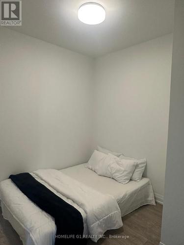 720 - 286 Main Street, Toronto, ON - Indoor Photo Showing Bedroom