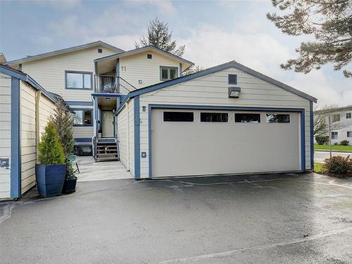 8-9901 Third St, Sidney, BC - Outdoor