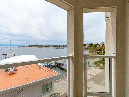 305-11 Cooperage Pl, Victoria, BC -  With Body Of Water With View With Exterior
