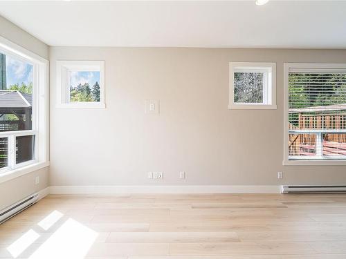 352 Ninth St, Nanaimo, BC - Indoor Photo Showing Other Room