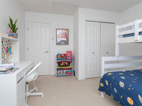 836 Gannet Crt, Langford, BC - Indoor Photo Showing Bedroom
