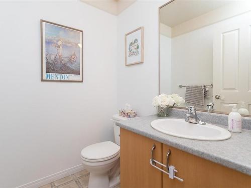 836 Gannet Crt, Langford, BC - Indoor Photo Showing Bathroom
