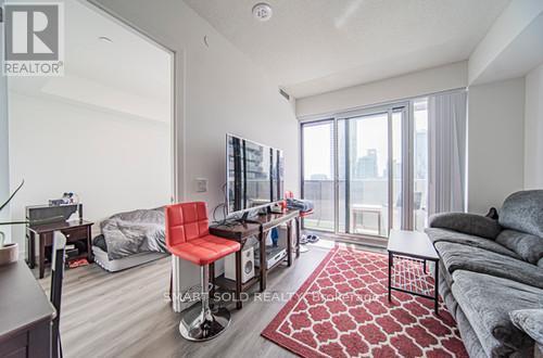 4512 - 138 Downes Street, Toronto, ON - Indoor Photo Showing Living Room