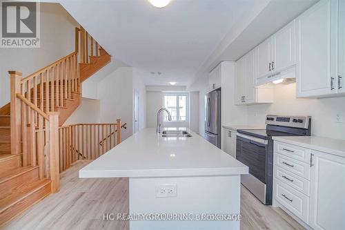 5 Aberfoyle Street, Vaughan, ON - Indoor Photo Showing Kitchen With Double Sink
