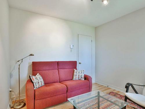 Bedroom - 301 Rg De La Cabane-Ronde, L'Épiphanie, QC - Indoor Photo Showing Living Room