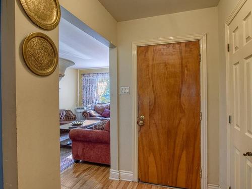 Logement - 5 7E Rue, Montréal (Pierrefonds-Roxboro), QC - Indoor Photo Showing Living Room